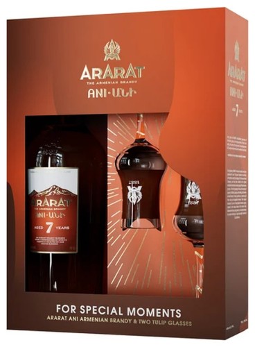 ARARAT 7YO + KIELISZKI 0,7
